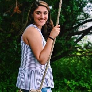 Meet your Posher, Ashley